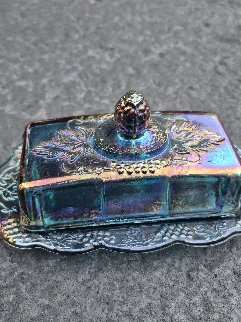 Vintage Iridescent Carnival Glass Harvest Grape Butter Dish